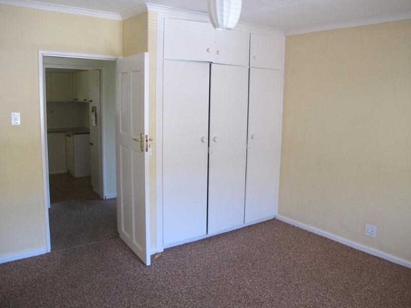 To Let 2 Bedroom Property for Rent in Fish Hoek Western Cape